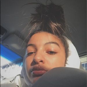 Meet your Posher, Yarii